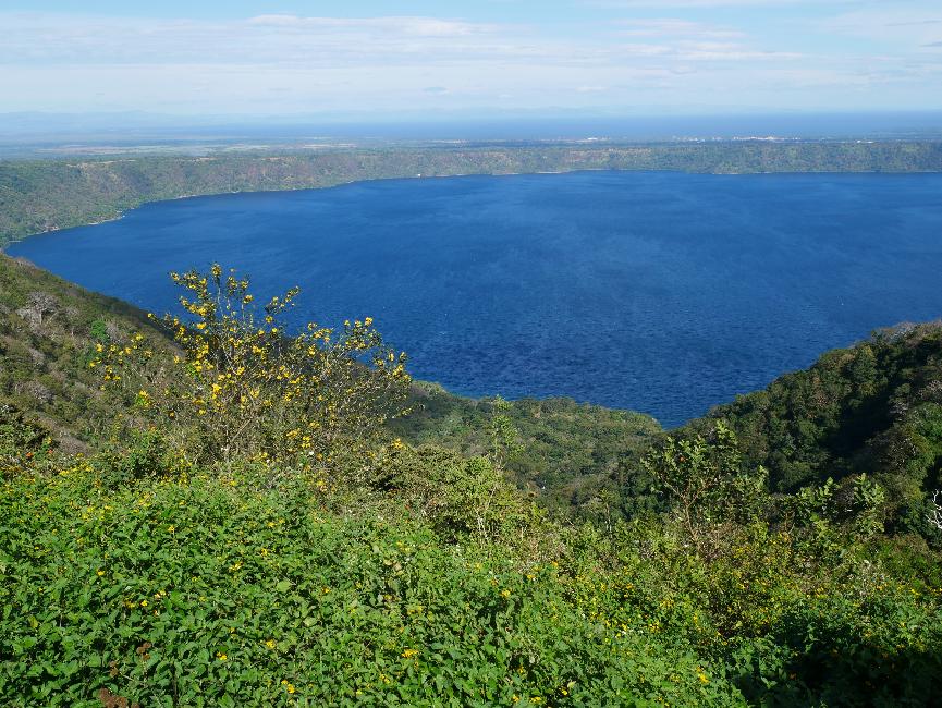 La lagune d'Apoyo